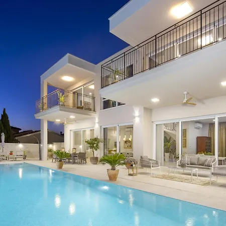 Villa Palazzo Buie Bibali